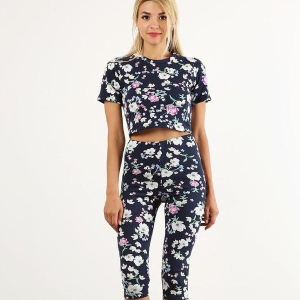FLORAL CROP TOP